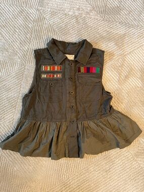 Girls' Olive Green Button-Front Ruffle Vest with Colorful Embroidered Accents
